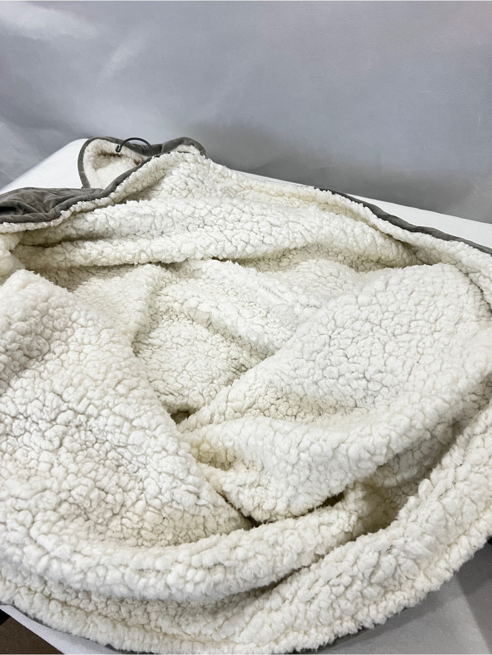 The Comfy Original Oversized Microfiber & Sherpa Wearable Blanket Gray One Size - Picture 8 of 9